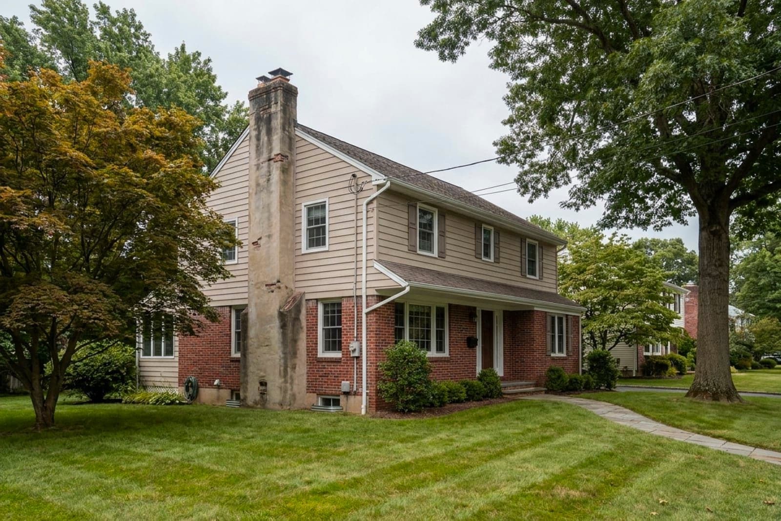 A south King County home with a masonry chimney
